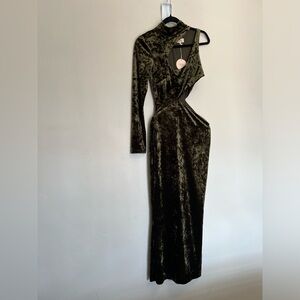 Arabella Midi Dress in Olive Green
Camila Coelho